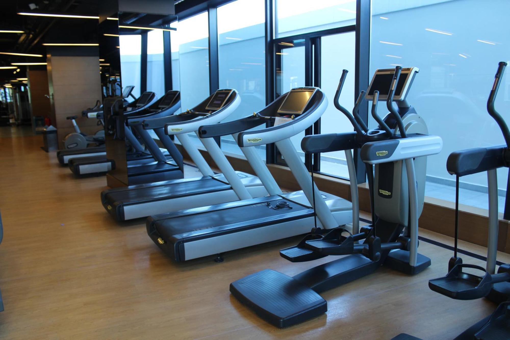 Windsor Hotel & Convention Center اسطنبول المظهر الخارجي الصورة Treadmills and ellipticals