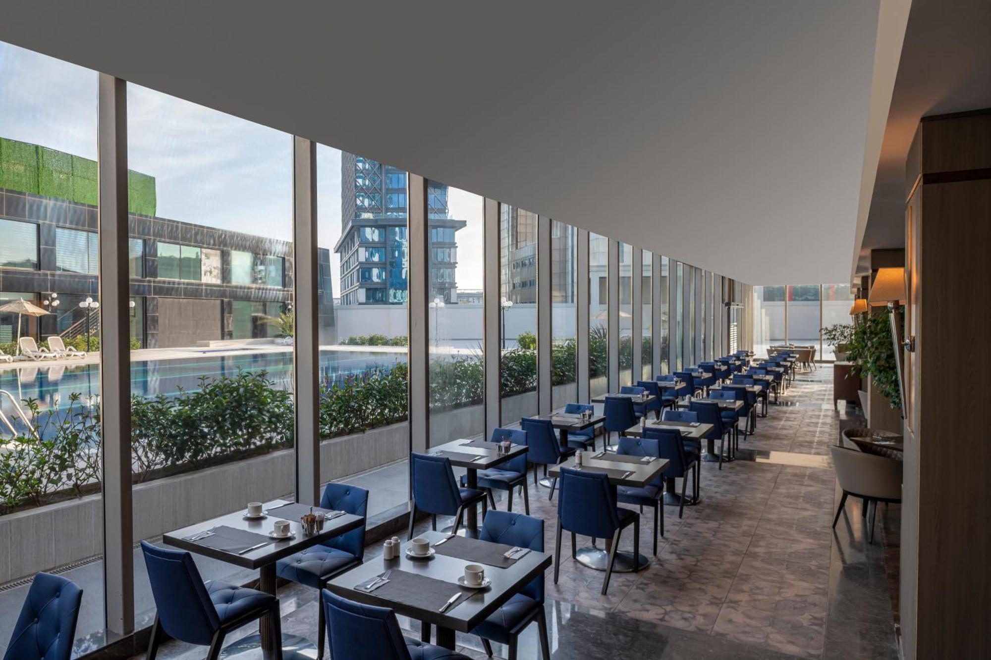 Windsor Hotel & Convention Center اسطنبول المظهر الخارجي الصورة The restaurant